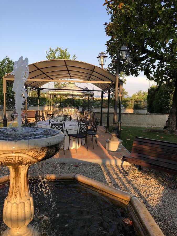 Relais Villa Scarfantoni B&B Montemurlo Eksteriør billede